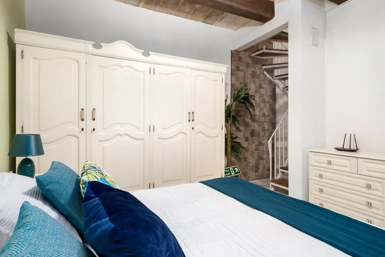 Chic, Stylish 1 Bedroom Maisonette - Close To Valletta Il-Furjana Malta